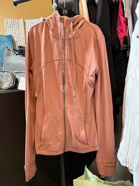 Lululemon Define Nulu Hooded Jacket Mauve Zip-Up...